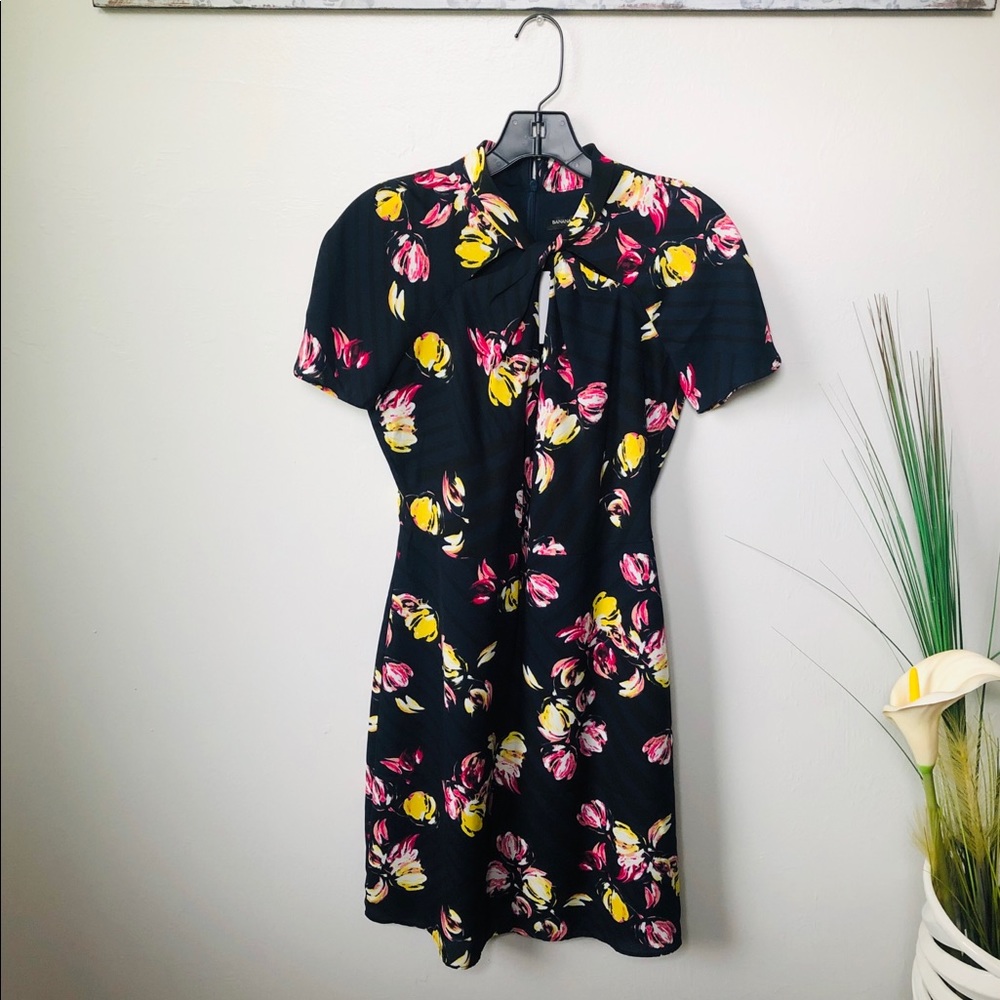 BANANA REPUBLIC Floral Dress.